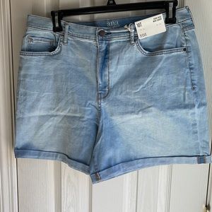 NWT ANA HIGH RISE MIDI DENIM JEAN SHORTS